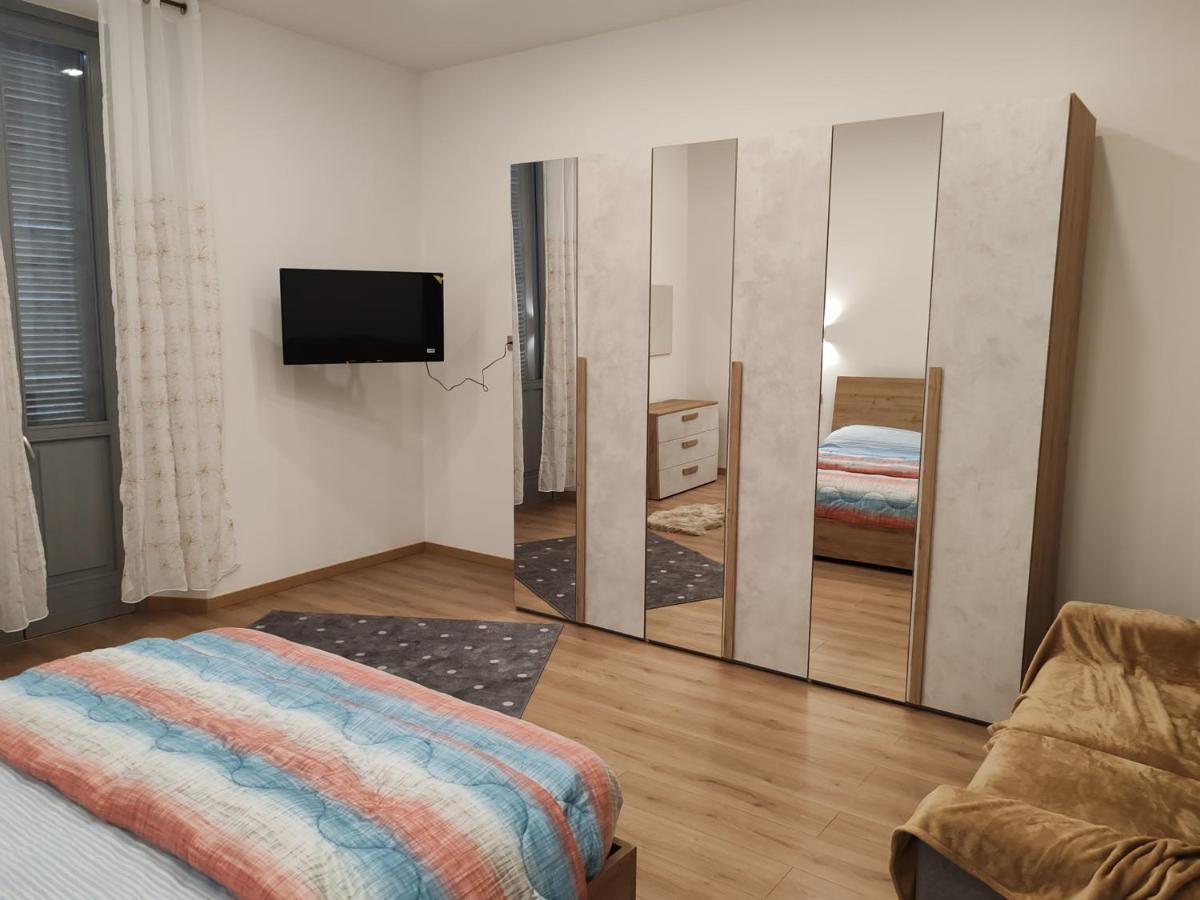 Appartamenti Lungo Fiume 506 Sesto Calende Zewnętrze zdjęcie